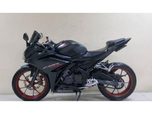 Honda CBR150R ปี2019 โฉมใหม่ล่าสุด  เอกสารครบพร้อมโอน.jpg